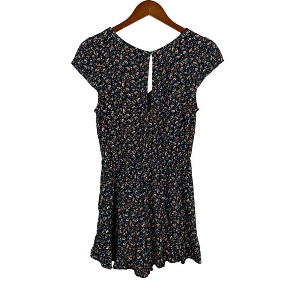 American Eagle Romper Black Floral Short Sleeve Women's M - Picture 8 of 11